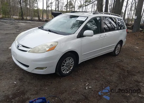 2007 Toyota Sienna Xle z USA, uszkodzony, nr VIN 5TDZK22C87S077338